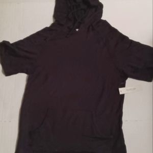 Active black hoodie with pockets. Good for working out. BNWT.